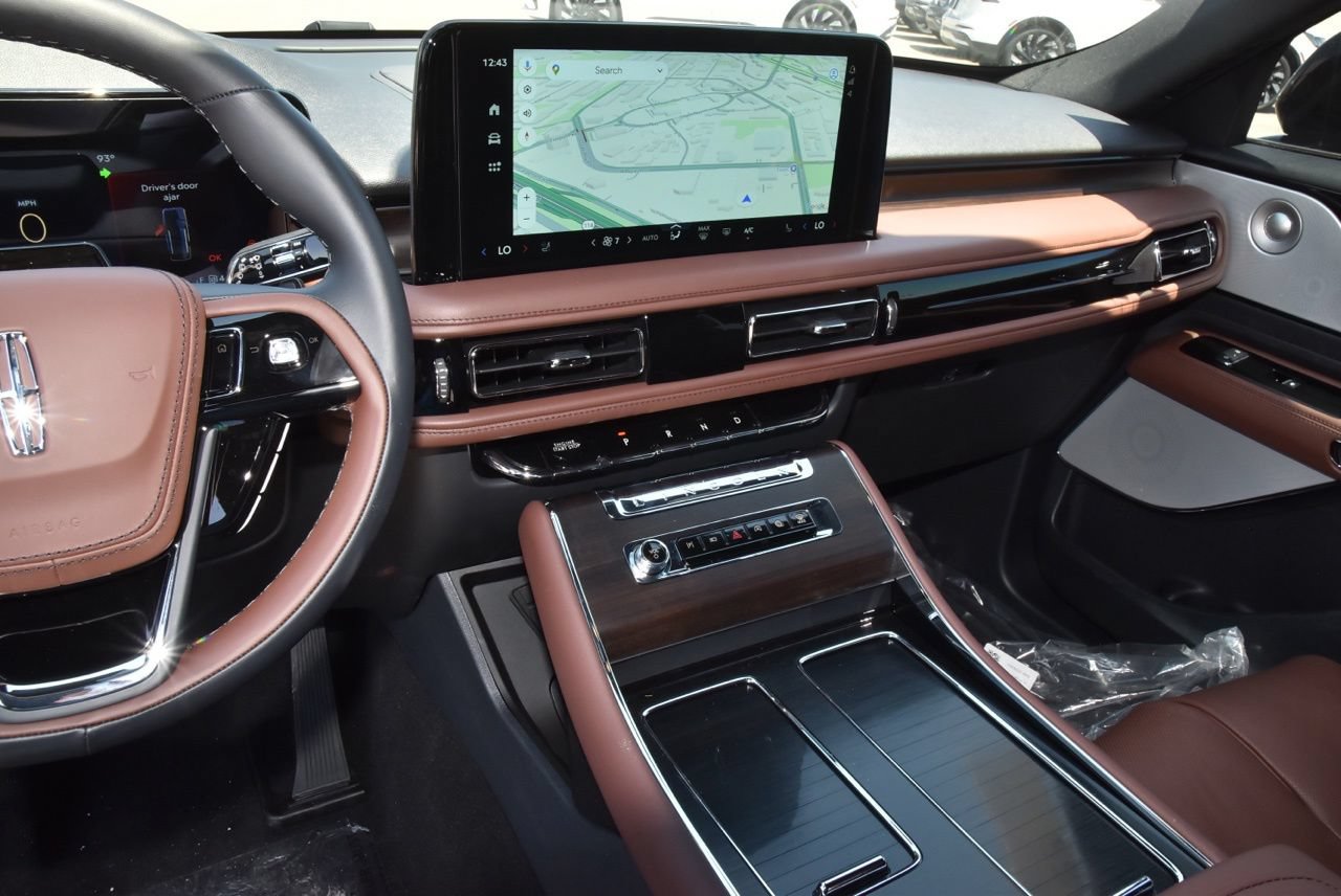 New 2026 Lincoln Aviator Reserve AWD/4WD image 28