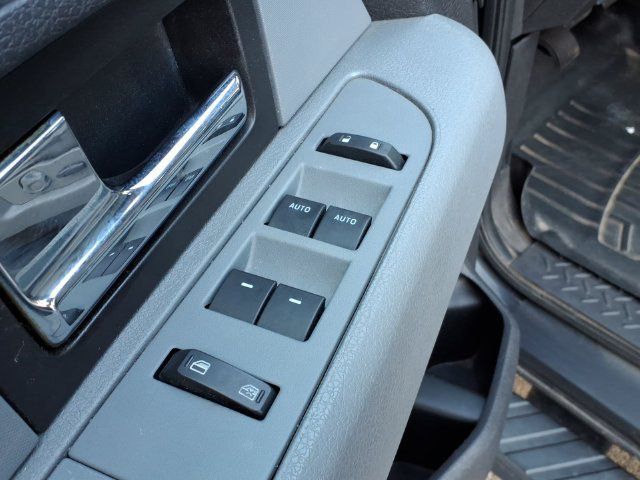 Used 2013 Ford F150 XLT w/ Mid Equipment Group AWD/4WD image 16