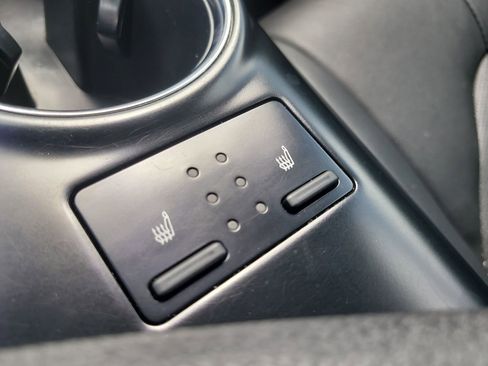 Used 2020 Toyota Camry XSE FWD image 25