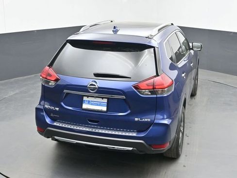 Used 2017 Nissan Rogue SL w/ SL Premium Package AWD/4WD image 38