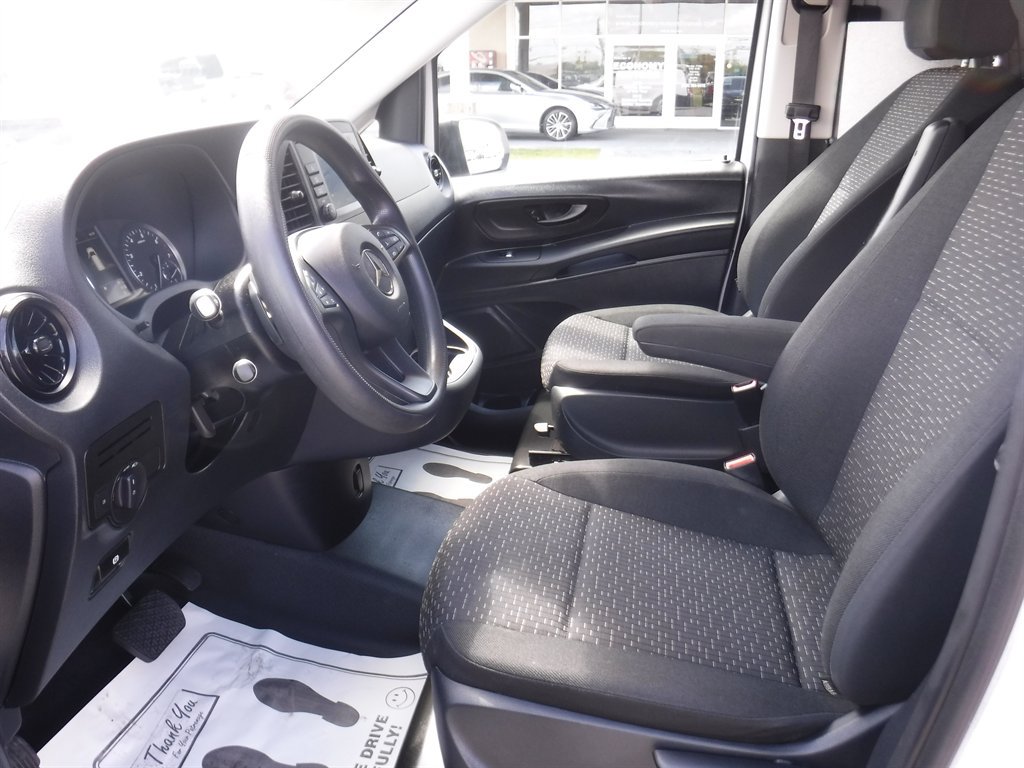 Used 2023 Mercedes-Benz Metris image 12