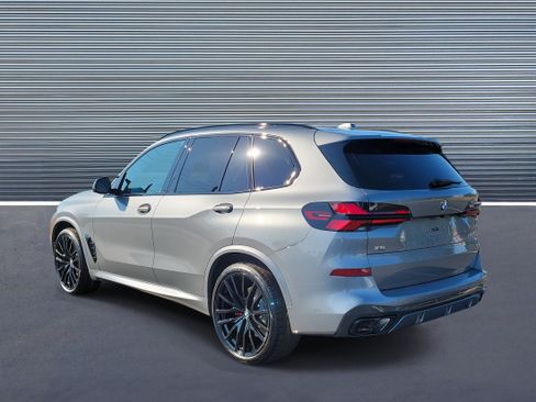 New 2026 BMW X5 M60i image 4