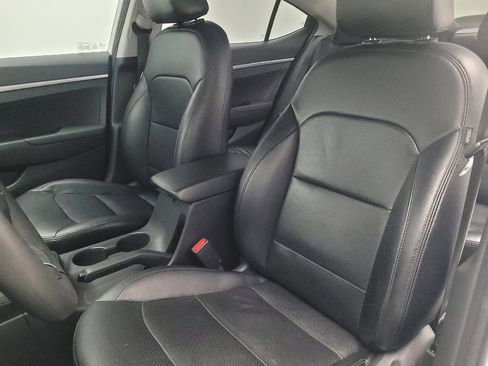 Used 2020 Hyundai Elantra SE w/ Cargo Package (C1) image 17