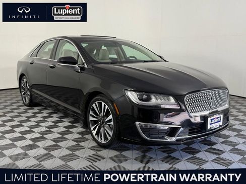 Used 2020 Lincoln MKZ Reserve image 1