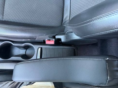 Used 2018 Buick Encore Preferred FWD image 33