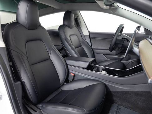 Used 2019 Tesla Model 3 Long Range image 27