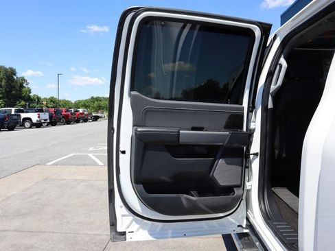 Used 2021 Ford F150 Lariat w/ Equipment Group 502A High AWD/4WD image 17