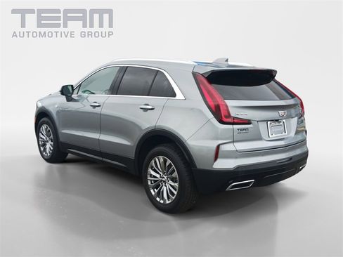 Used 2024 Cadillac XT4 Premium Luxury image 5