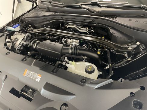 Used 2025 Lincoln Aviator AWD w/ Jet Appearance Package image 34