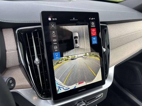 New 2026 Volvo XC90 T8 Plus w/ Protection Package Premier image 21