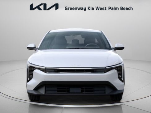 New 2026 Kia K4 FWD image 2