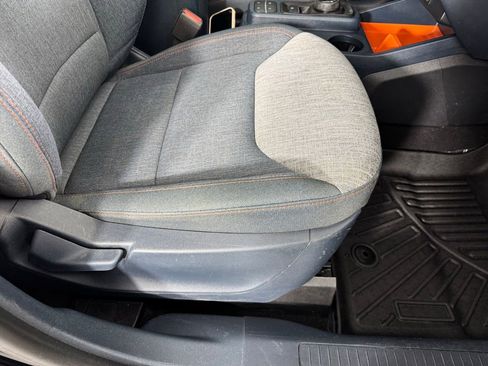 Used 2022 Ford Maverick XLT image 30