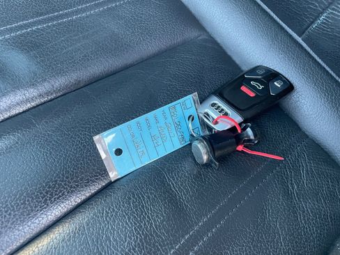 Used 2017 Audi A4 2.0T Premium w/ Convenience Package AWD/4WD image 33