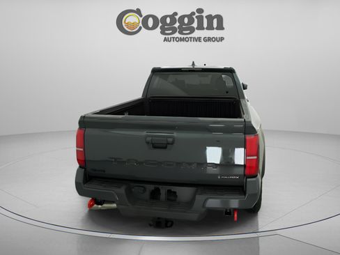 New 2026 Toyota Tacoma TRD Off-Road AWD/4WD image 16