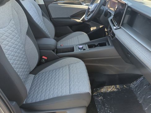 New 2025 Volkswagen Tiguan S image 18