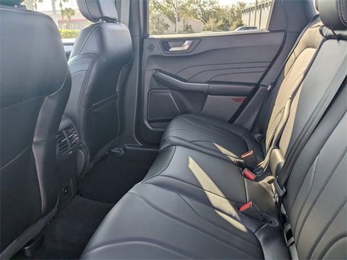 New 2025 Ford Escape SE w/ PHEV Premium Package image 4