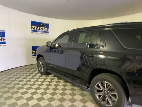 Used 2023 Chevrolet Tahoe Z71 w/ Luxury Package AWD/4WD image 8
