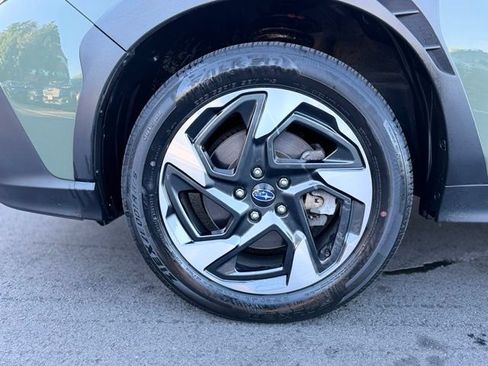 Used 2024 Subaru Crosstrek 2.5i Limited AWD/4WD image 28