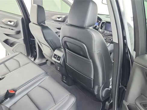 Used 2022 GMC Terrain SLT image 27