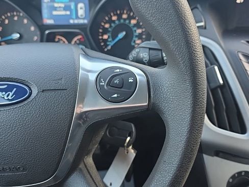 Used 2014 Ford Focus SE image 22