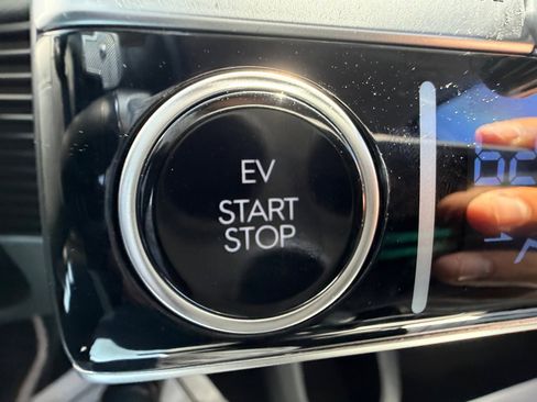 Used 2022 Hyundai Ioniq 5 SEL RWD image 30