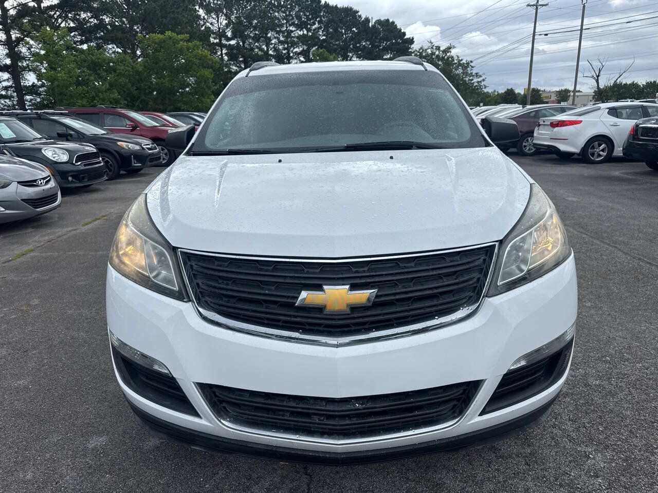 Used 2016 Chevrolet Traverse LS FWD image 3