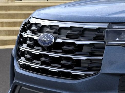 New 2026 Ford Explorer Active AWD/4WD image 17