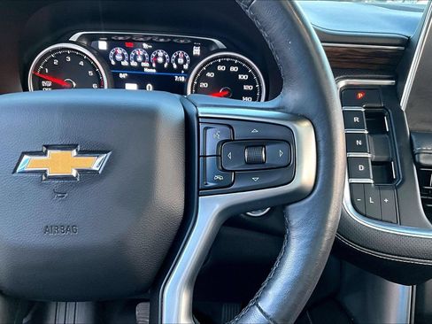 Used 2021 Chevrolet Tahoe Premier AWD/4WD image 21