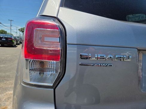 Used 2017 Subaru Forester 2.0XT Touring AWD/4WD image 34