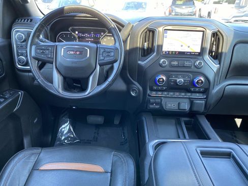 Used 2020 GMC Sierra 1500 AT4 w/ AT4 Premium Package AWD/4WD image 15