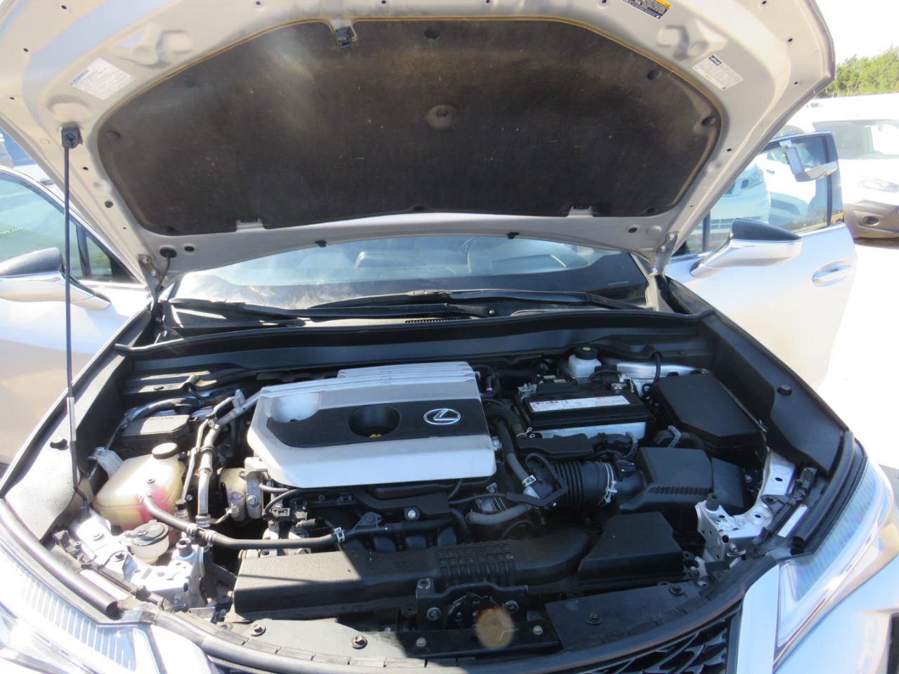 Used 2019 Lexus UX 200 FWD image 39
