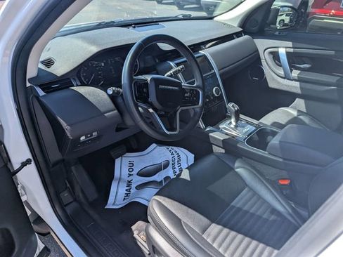 Used 2023 Land Rover Discovery Sport SE image 12