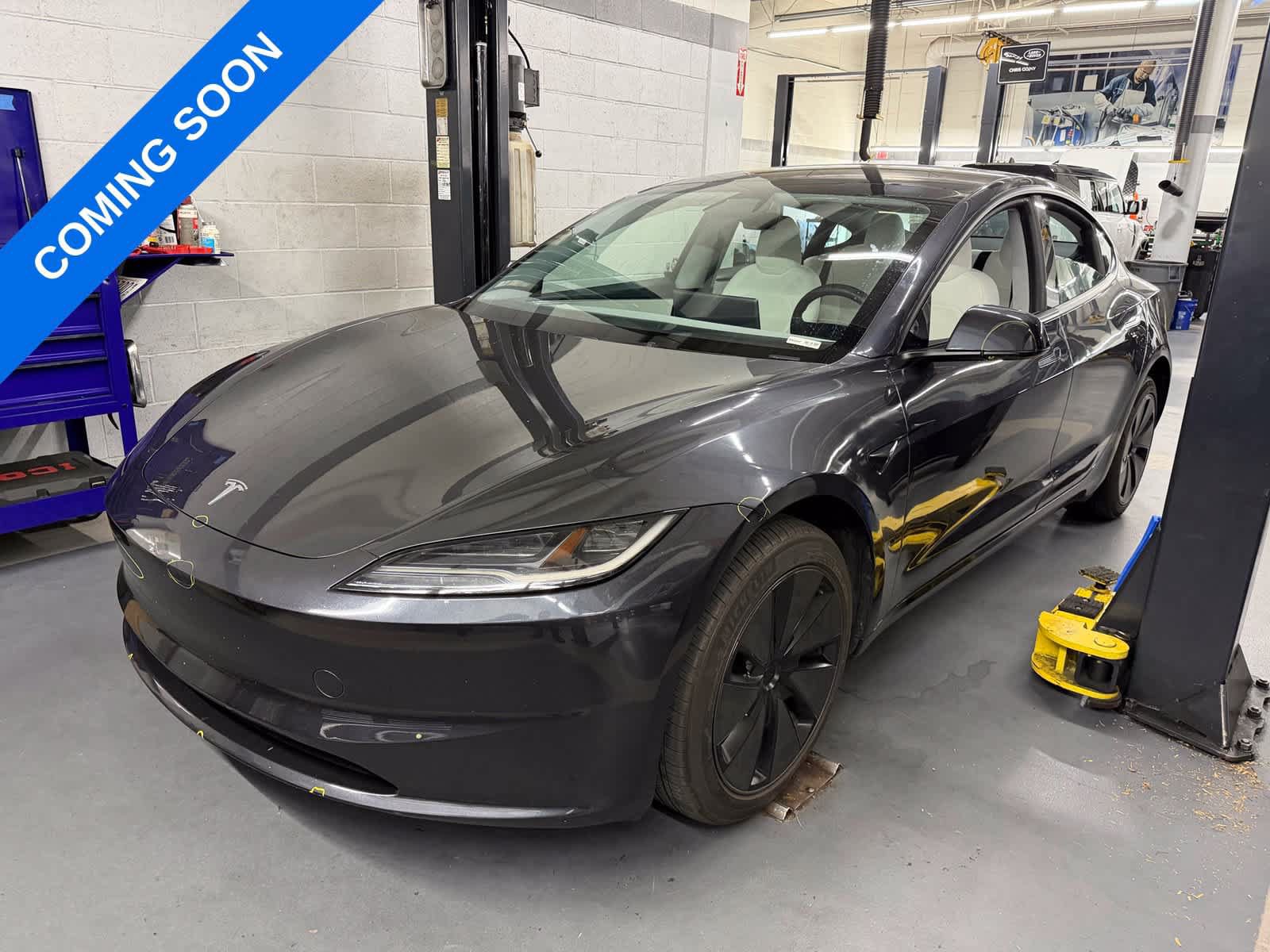 Used 2025 Tesla Model 3 Long Range RWD image 1