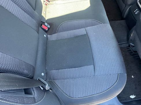 Used 2023 Subaru Outback Premium image 19