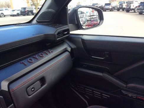 Used 2025 Toyota Tacoma TRD Pro image 35