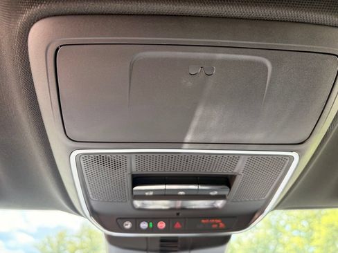 Used 2026 GMC Acadia Denali w/ Super Cruise Package FWD image 30