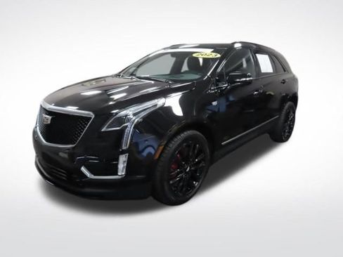 Certified 2023 Cadillac XT5 Sportv w/ Technology Package image 1
