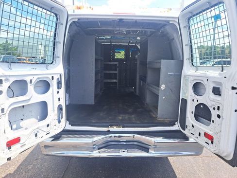 Used 2013 Ford E-350 and Econoline 350 Extended Super Duty w/ Commercial Cargo Van Pkg RWD image 18