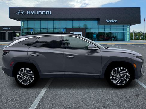 New 2026 Hyundai Tucson Limited FWD image 9