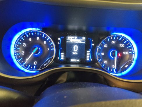 Used 2024 Chrysler Voyager LX FWD image 23