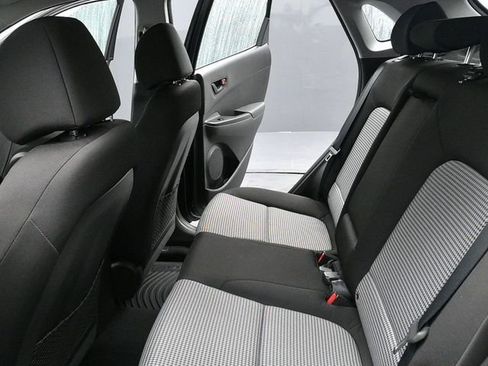 Used 2020 Hyundai Kona SE image 19