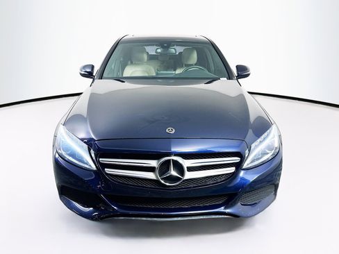Used 2018 Mercedes-Benz C 300 4MATIC Sedan image 2