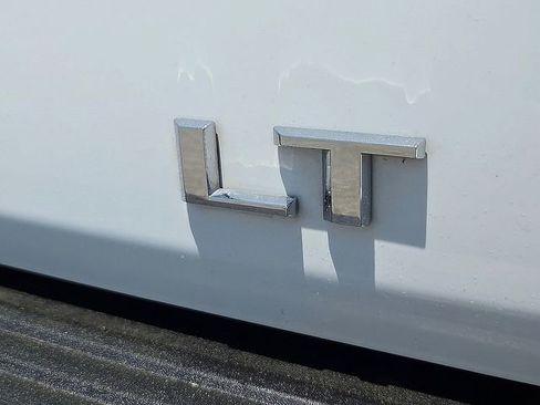 Certified 2025 Chevrolet Tahoe LT AWD/4WD image 12