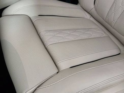 New 2027 BMW X7 M60i AWD/4WD image 20
