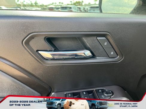 Used 2025 GMC Canyon Elevation RWD image 22