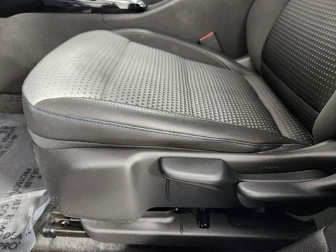 Certified 2024 Chevrolet Trax LT w/ Driver Confidence Package image 23