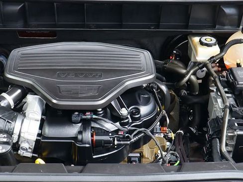 Used 2017 Cadillac XT5 Luxury w/ Driver Awareness Package image 59