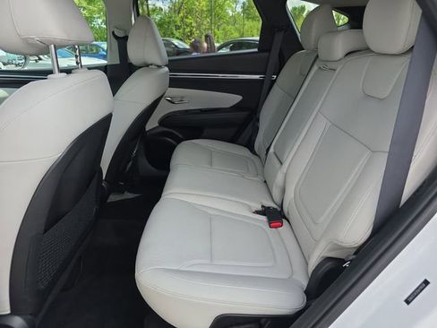 Used 2022 Hyundai Tucson Limited FWD image 11