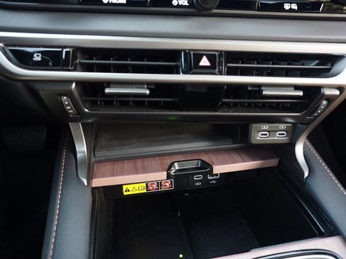 Used 2025 Lexus RX 350 Premium w/ Convenience Package FWD image 14
