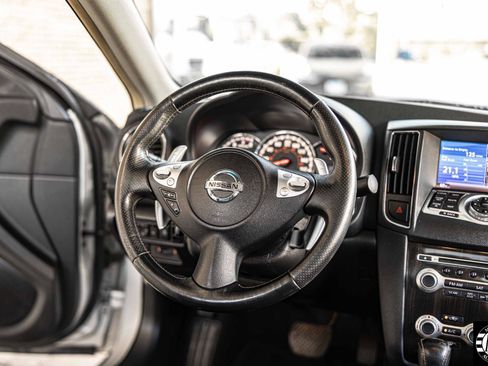 Used 2014 Nissan Maxima 3.5 SV w/ Premium Package FWD image 31